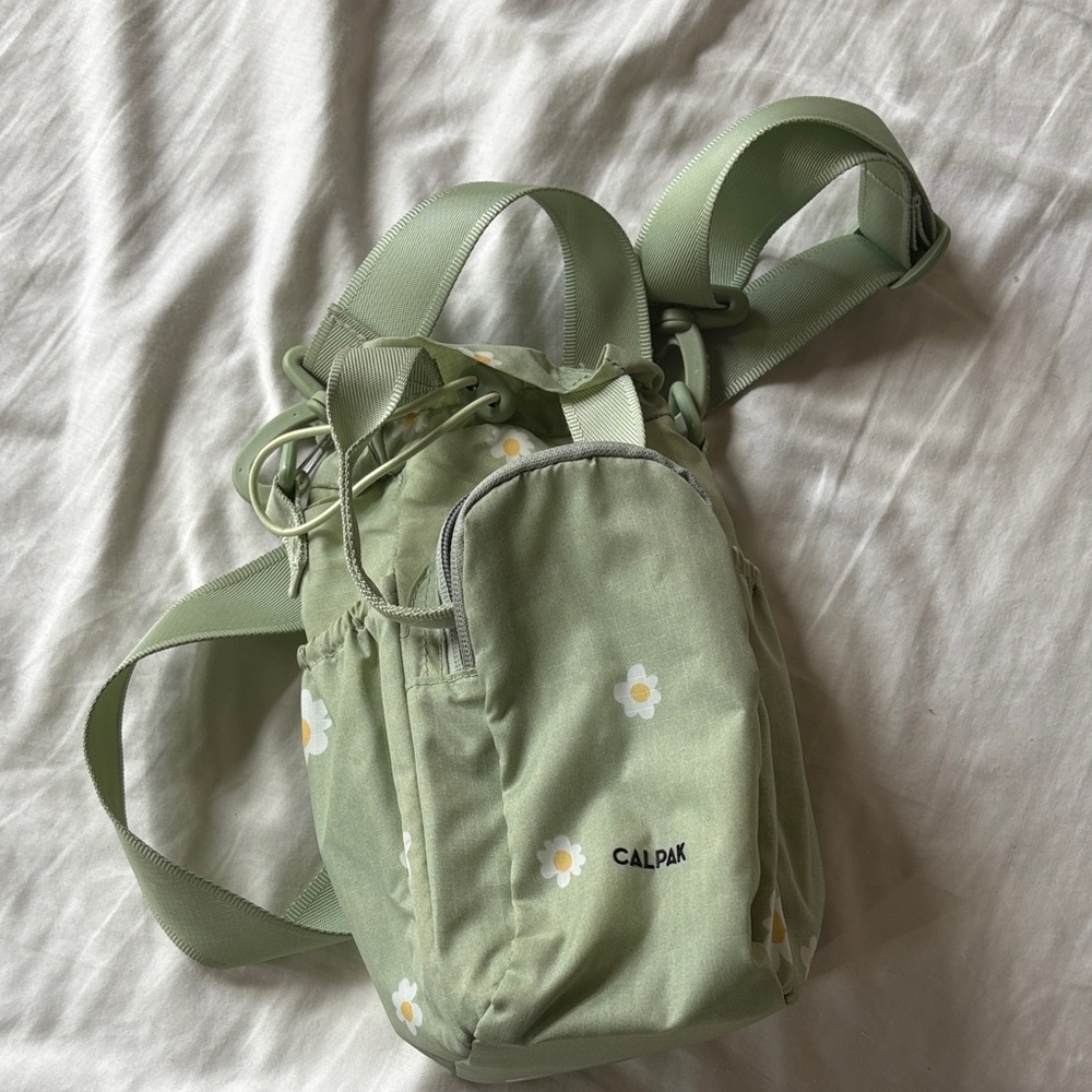 Calpak Water Bottle Holder in Green Daisy